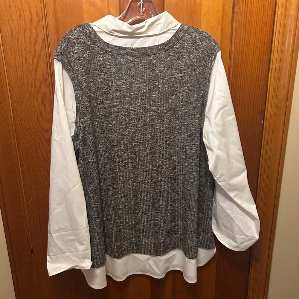 Avenue Gray and White Layered Top 18/20 - Picture 3 of 4